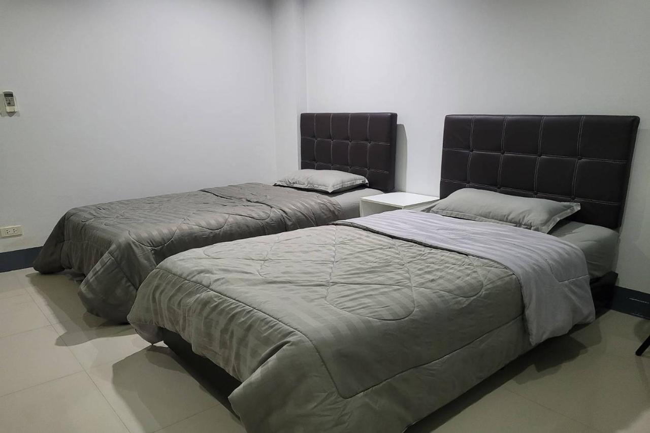 แก้วจันทรา แมนชั่น Hotel เชียงใหม่ ภายนอก รูปภาพ