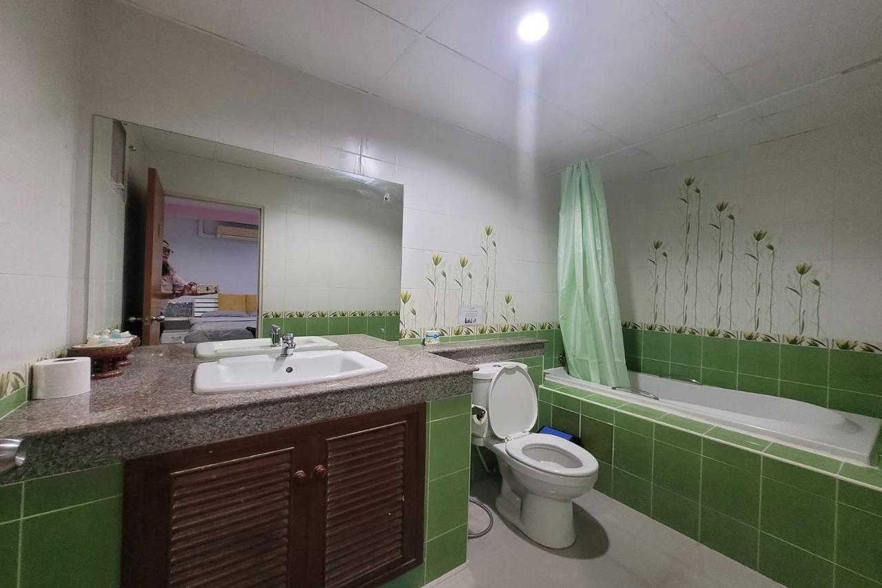 แก้วจันทรา แมนชั่น Hotel เชียงใหม่ ภายนอก รูปภาพ