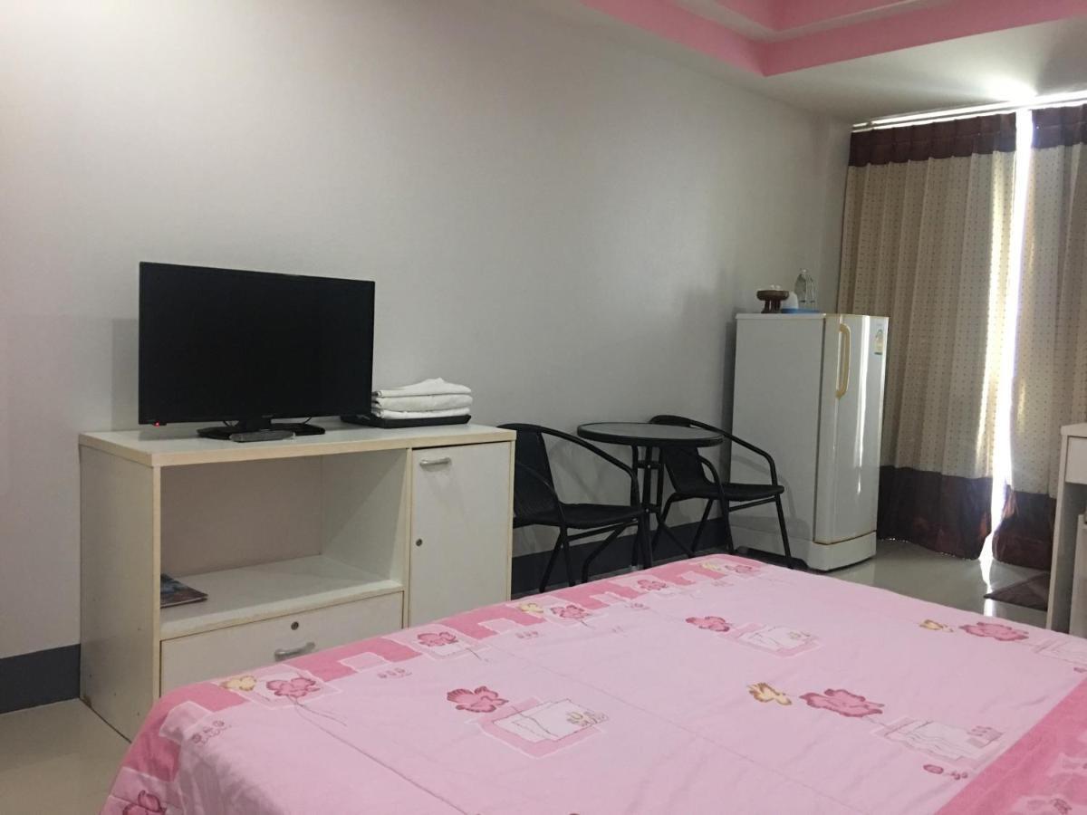แก้วจันทรา แมนชั่น Hotel เชียงใหม่ ภายนอก รูปภาพ
